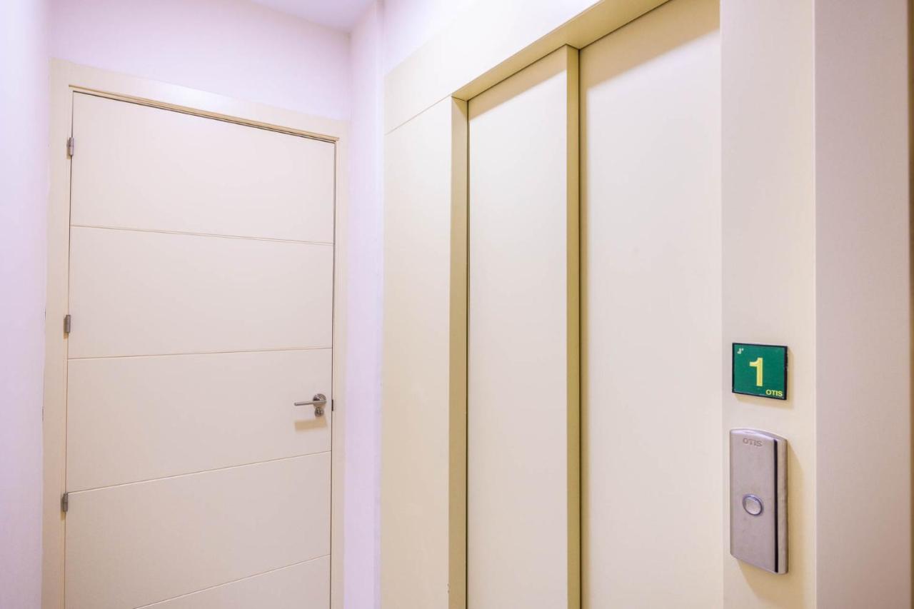 Apartamento Hercules - Vacacional Sevilla Exterior foto