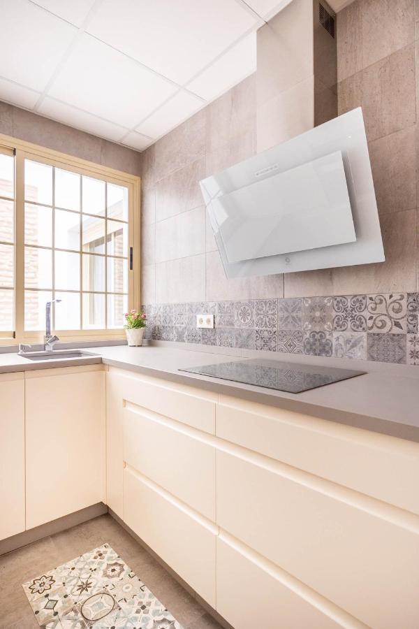 Apartamento Hercules - Vacacional Sevilla Exterior foto